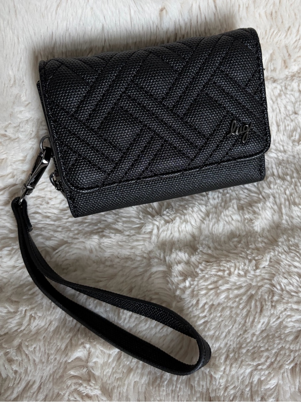 NWOT Lug Pedicab Matte Luxe Wallet Black